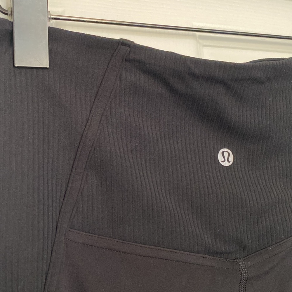 lululemon Align Panel Ribbed 25” - Picture 2 of 4